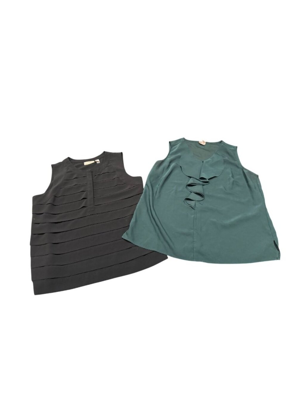Chico's women's sleeveless blouses size medium (1)